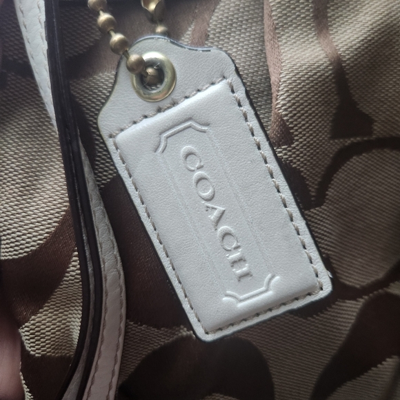 Coach hobo purse - Picture 4 of 4